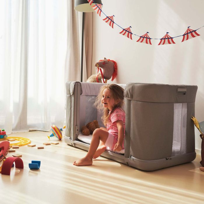 Приставная кроватка Chicco Next2Me Forever Cool Grey