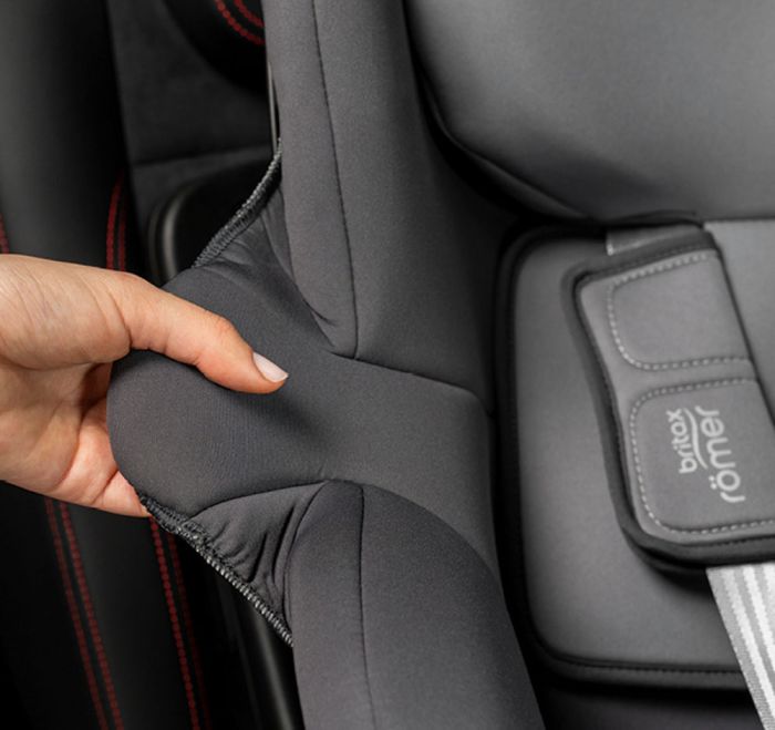Автокресло BRITAX-ROMER DUALFIX PLUS Carbon Black