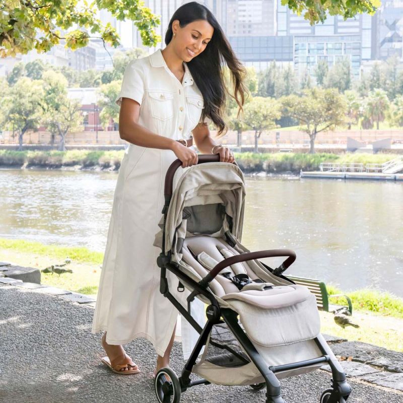 Прогулочная коляска BRITAX-ROMER FLYLITE Teak