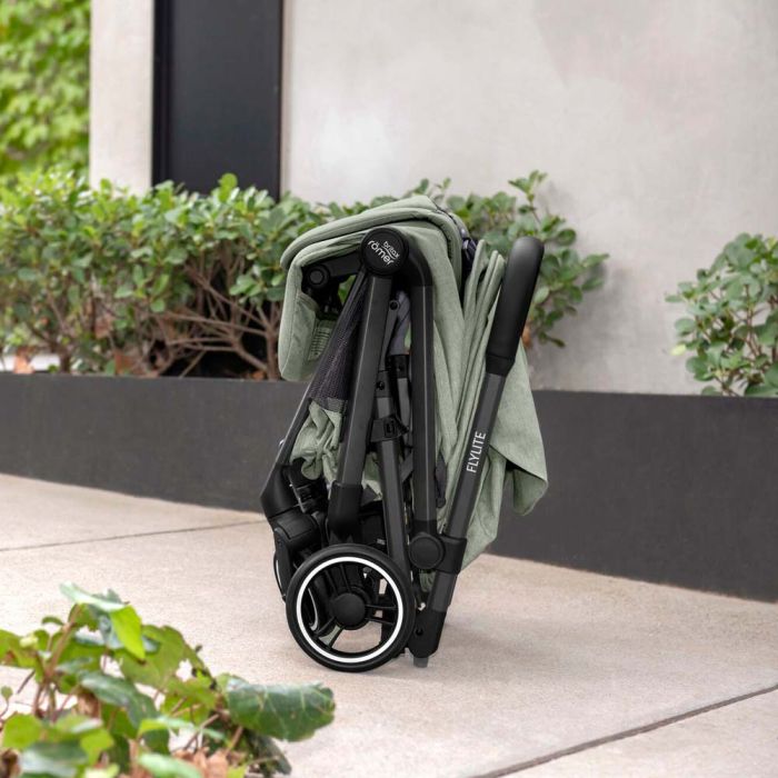 Прогулочная коляска BRITAX-ROMER FLYLITE Sage Green