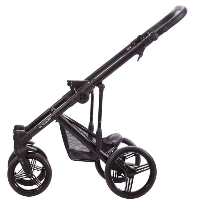 Коляска 2 в 1 Bebetto Magnum 202 W