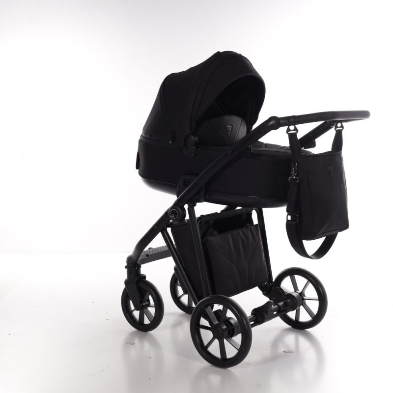 Коляска 2 в 1 Junama Smart Black 04