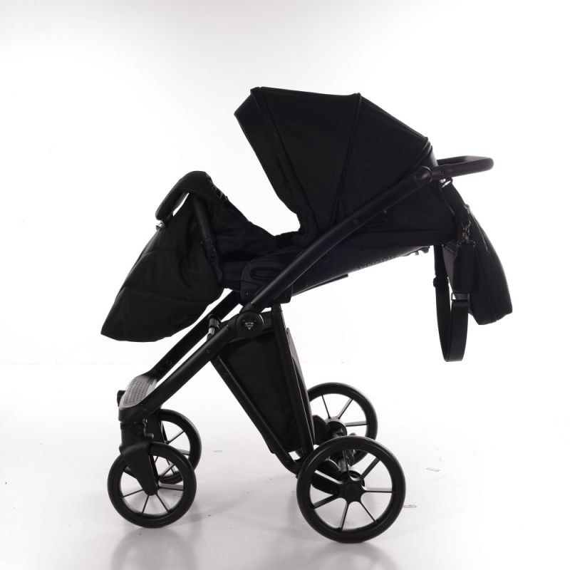 Коляска 2 в 1 Junama Smart Black 04