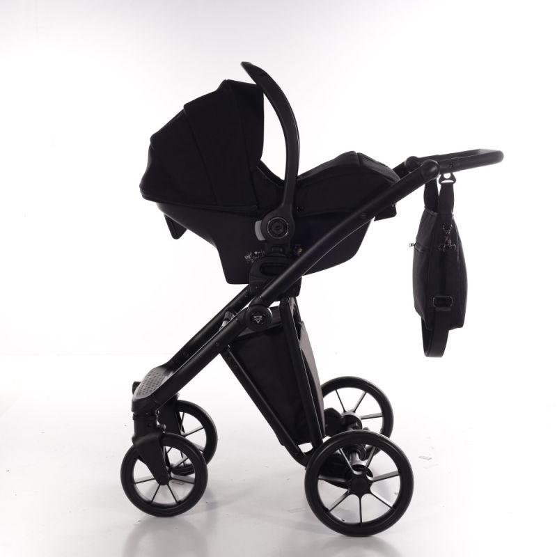 Коляска 2 в 1 Junama Smart Black 04