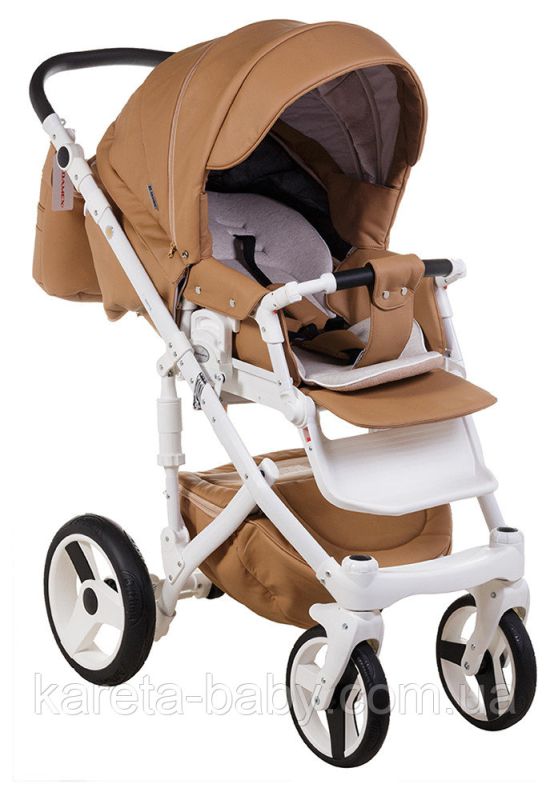Коляска 2 в 1 Adamex Monte Deluxe Carbon кожа 100% 56S-B карамельный (белый карбон и рама)