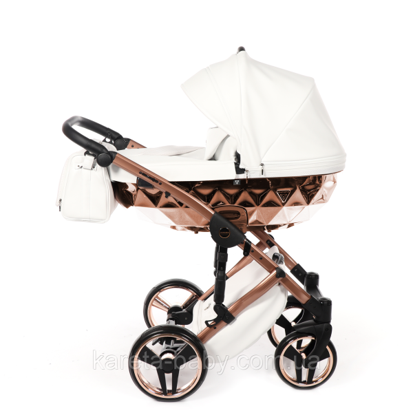 Коляска 2 в 1 Junama Diamond Mirror Blysk 05