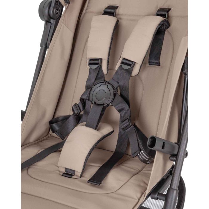 Коляска прогулочная CARRELLO Evo CRL-5533 Chateau Green Коляска прогулочная CARRELLO Evo CRL-5533 Chateau Green