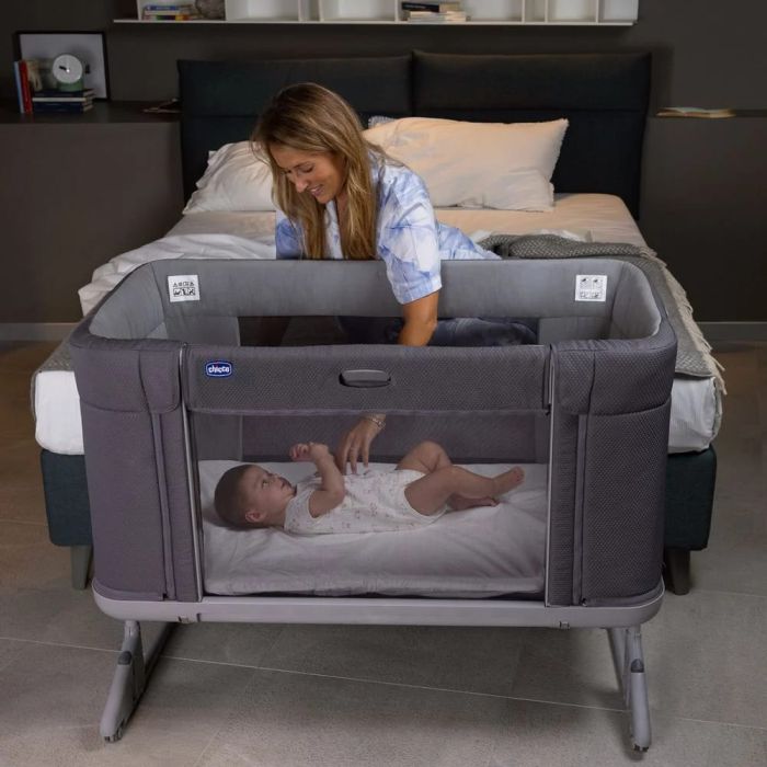Приставная кроватка Chicco Next2Me Forever Moon Grey