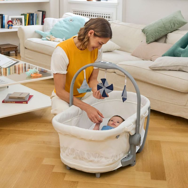 Кроватка-стульчик Chicco Baby Hug Pro 5 в 1 Beige Latte