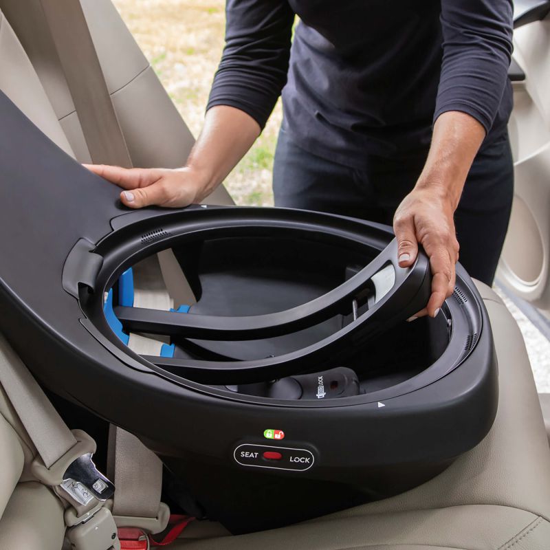 Автокресло Evenflo Gold SensorSafe Revolve 360 LX Onyx Black