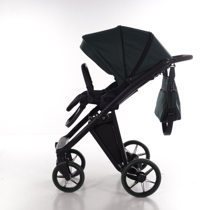 Коляска 2 в 1 Junama Smart Green 03