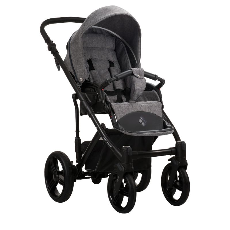 Коляска 2 в 1 Bebetto Magnum LJ 195 B