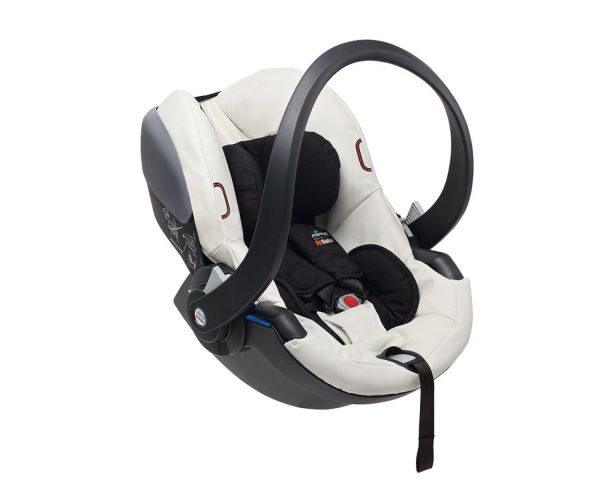 Автокресло Mima IZI Go Modular - Snow White Автокресло Mima IZI Go Modular - Snow White