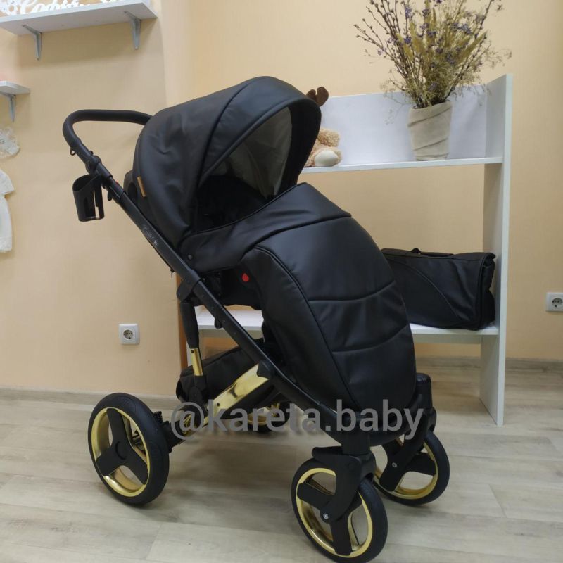 Коляска 2 в 1 Mikrus Crystal 28 черный